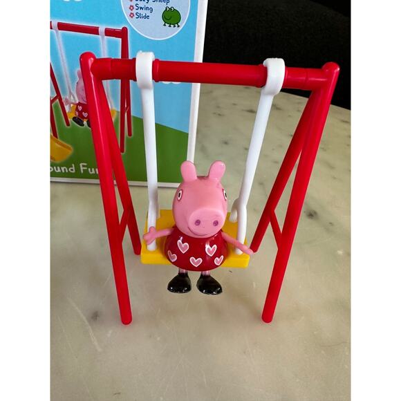 Preowned Peppa Pig and Susie Sheep Playground Fun - Picture 3 of 9